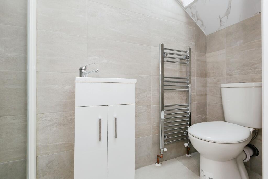 The Close, Anstey, Leicester, Leicestershire, LE7 - More