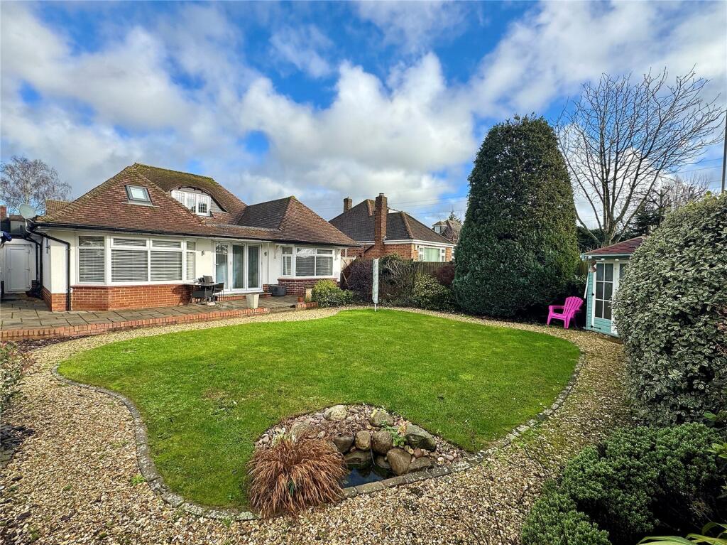 Main image of property: East Cams Close, Fareham, Hampshire, PO16