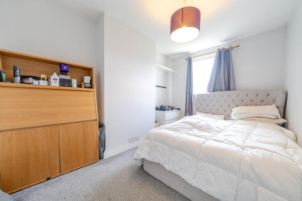 Haydons Road, Wimbledon, London, SW19 photo 3