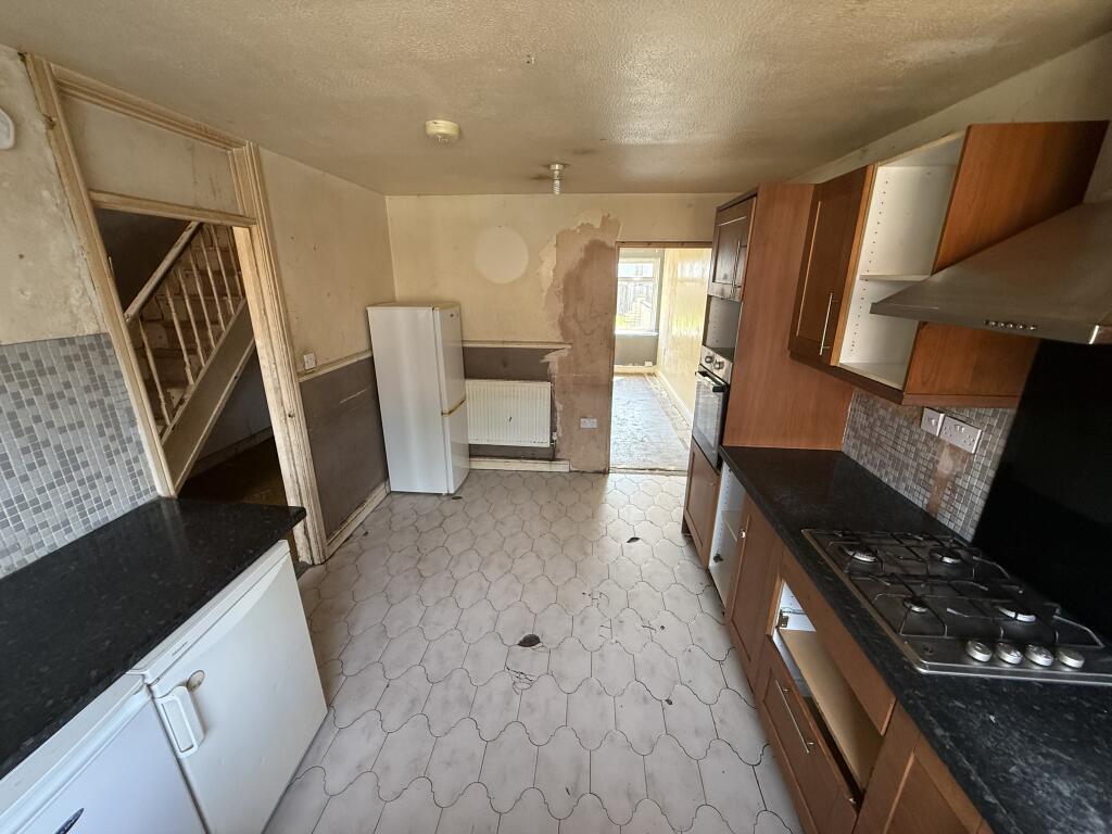 House in Nottingham, Crabtree Farm Estate, Cinderhill - View 5