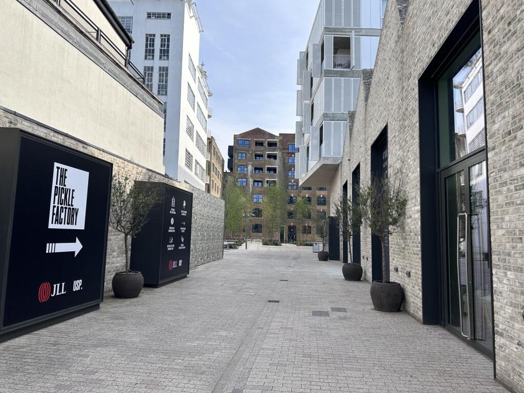 Apartment in London - View 4