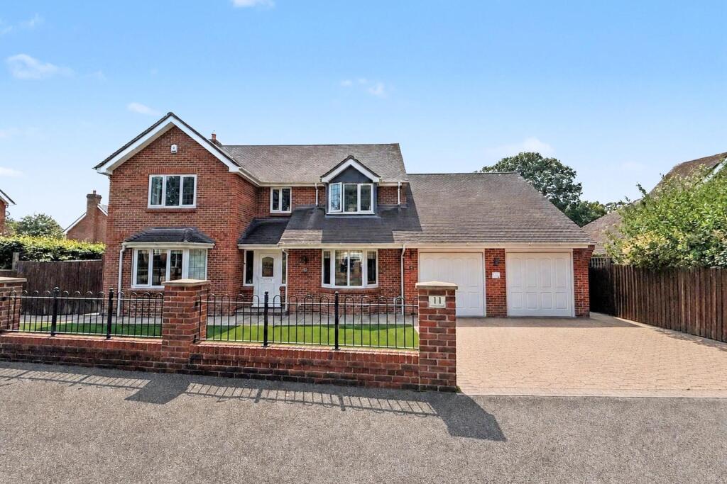 Main image of property: Verwood