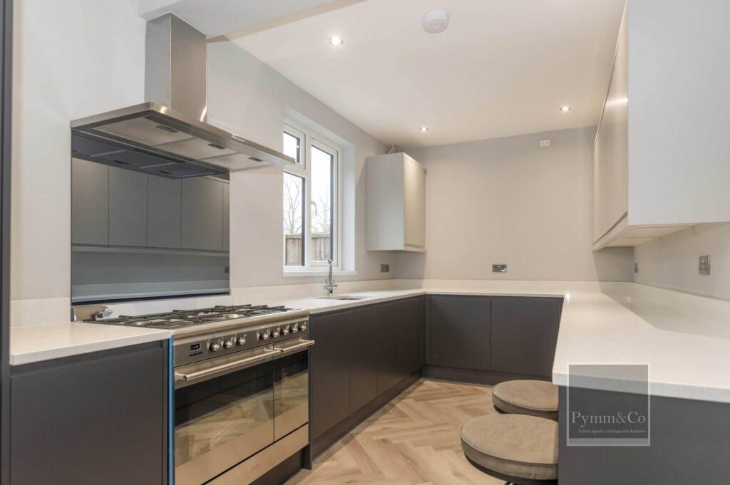 5-bed detached on Earlham Road, Norwich, £600,000