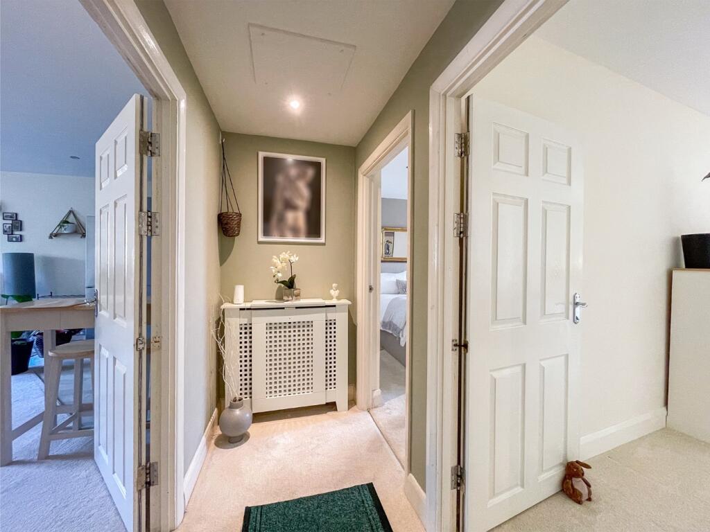 Apartment in Gravesham, Rosherville, Perry Street - More