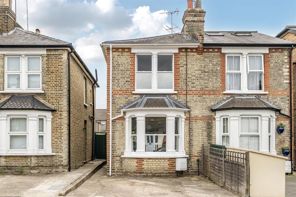 3-bed semi-detached on Kings Road, Kingston Upon Thames, £850,000