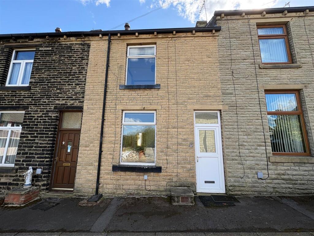 Main image of property: Caroline Street, Cleckheaton