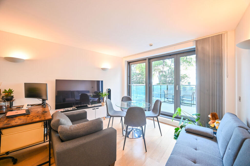 Apartment in London - View 3