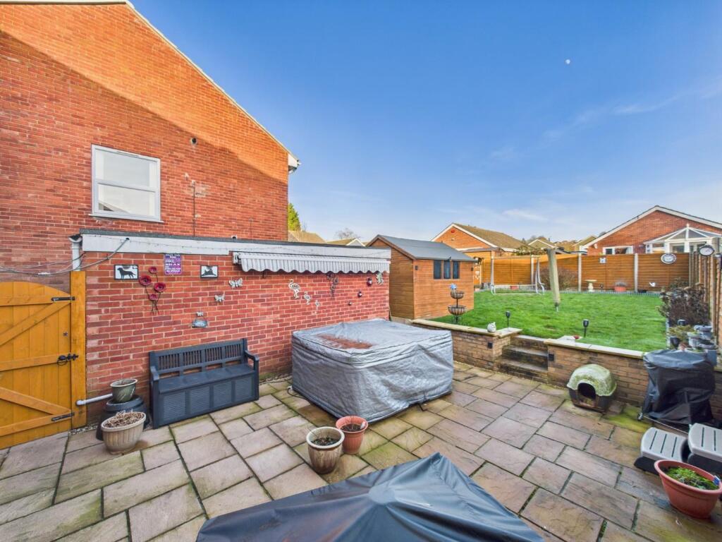 Broughton Gardens, Lincoln photo 4