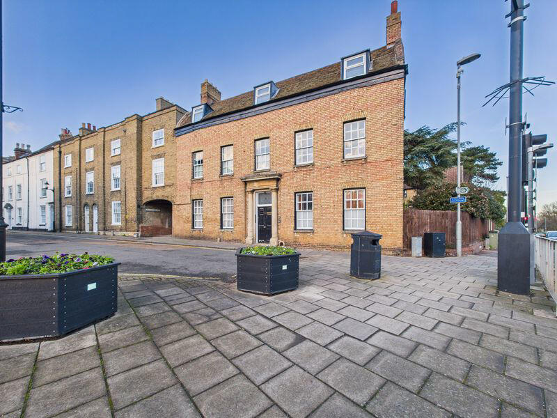 Main image of property: High Street, Huntingdon