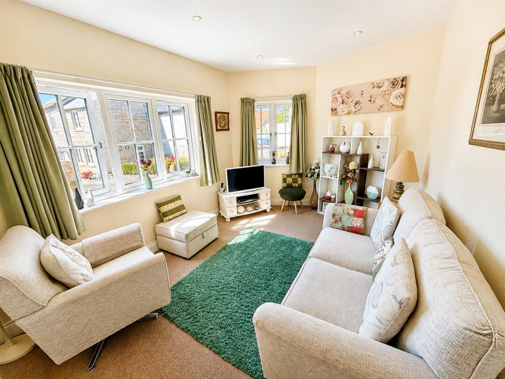 Grange Road, Bidford-On-Avon, Alcester photo 4