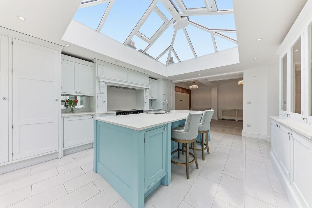 Leeds Road, Bramhope, Leeds photo 3