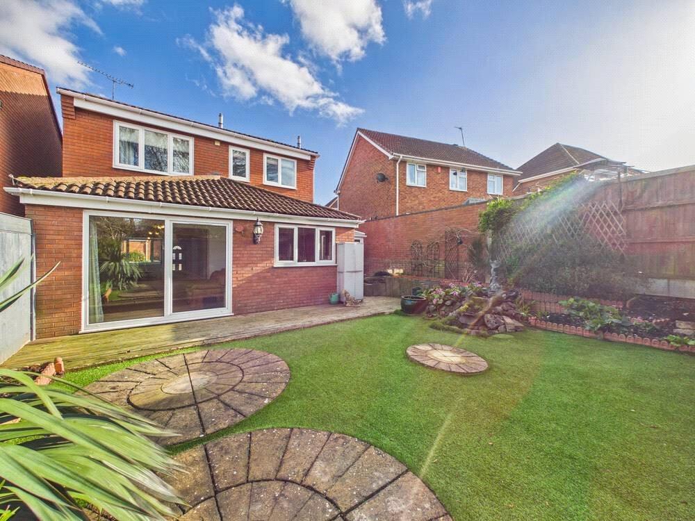 Marsh Avenue, Long Meadow, Worcester, Worcestershire, WR4 photo 4