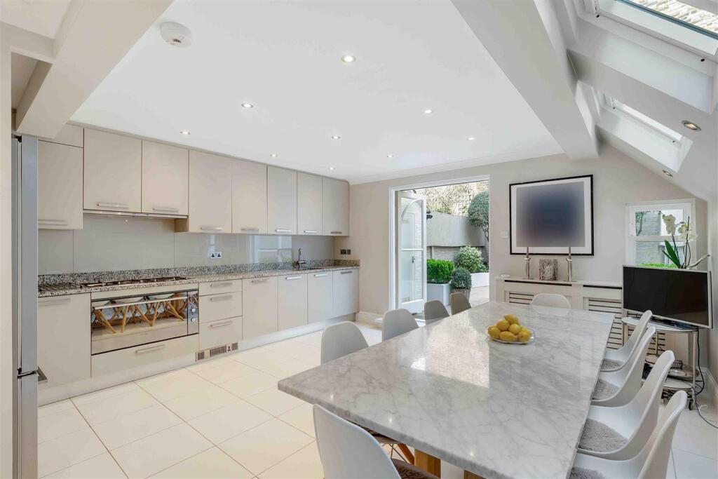 Main image of property: Bovingdon Road, London
