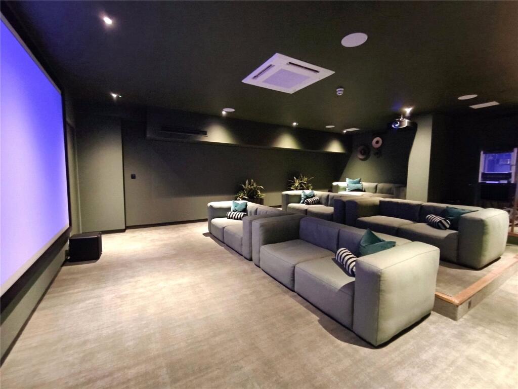 Apartment in London - More