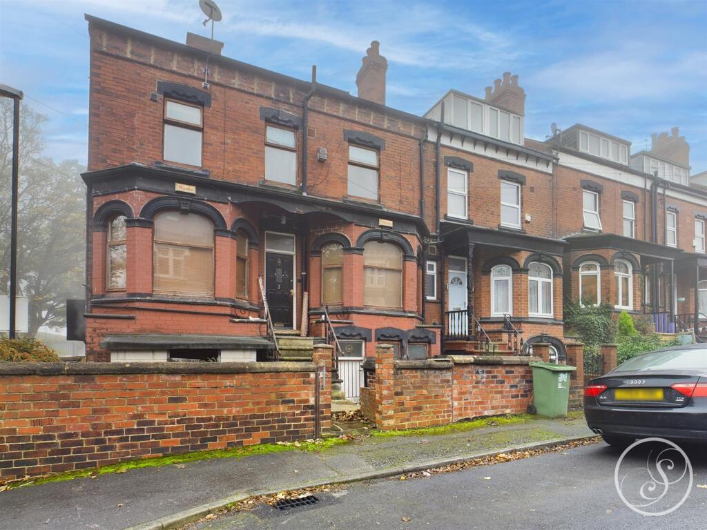 Main image of property: Methley Mount, Leeds