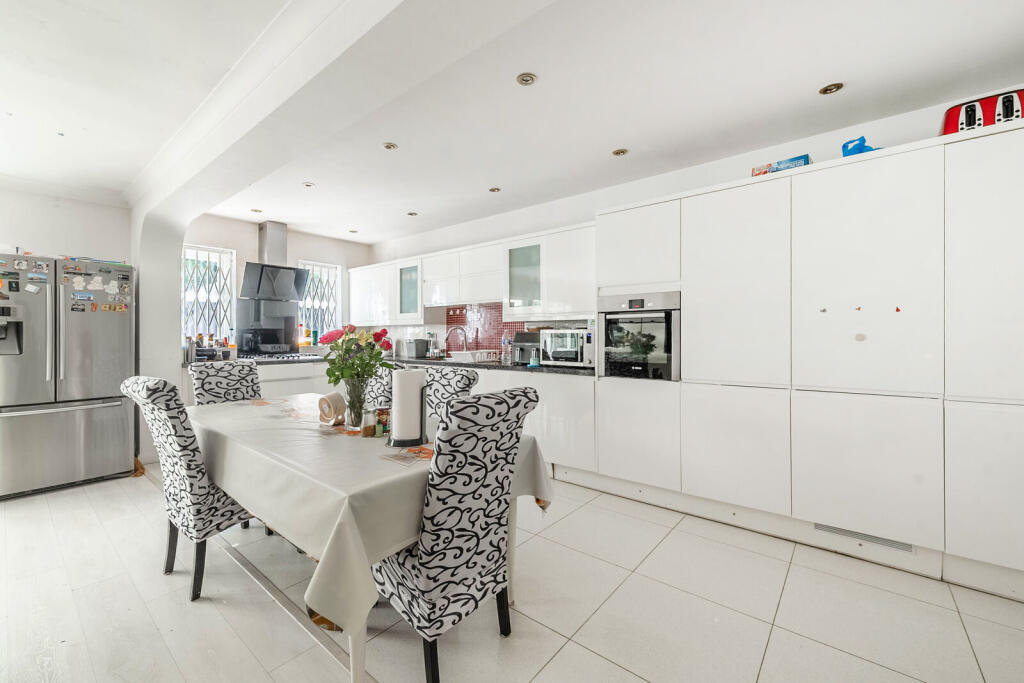 House in Harrow - More