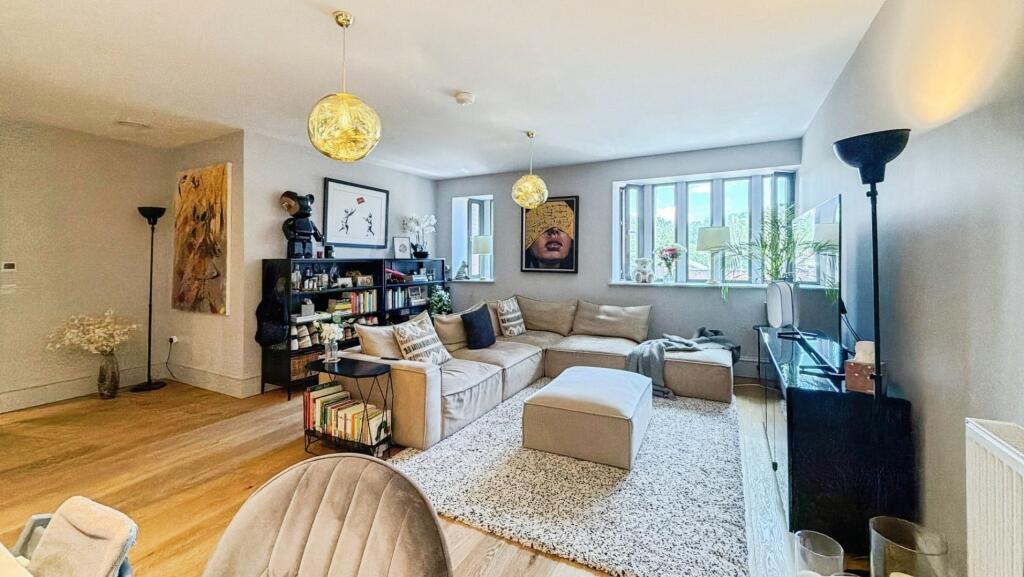 Apartment in Bristol, Wapping Wharf, Southville - More