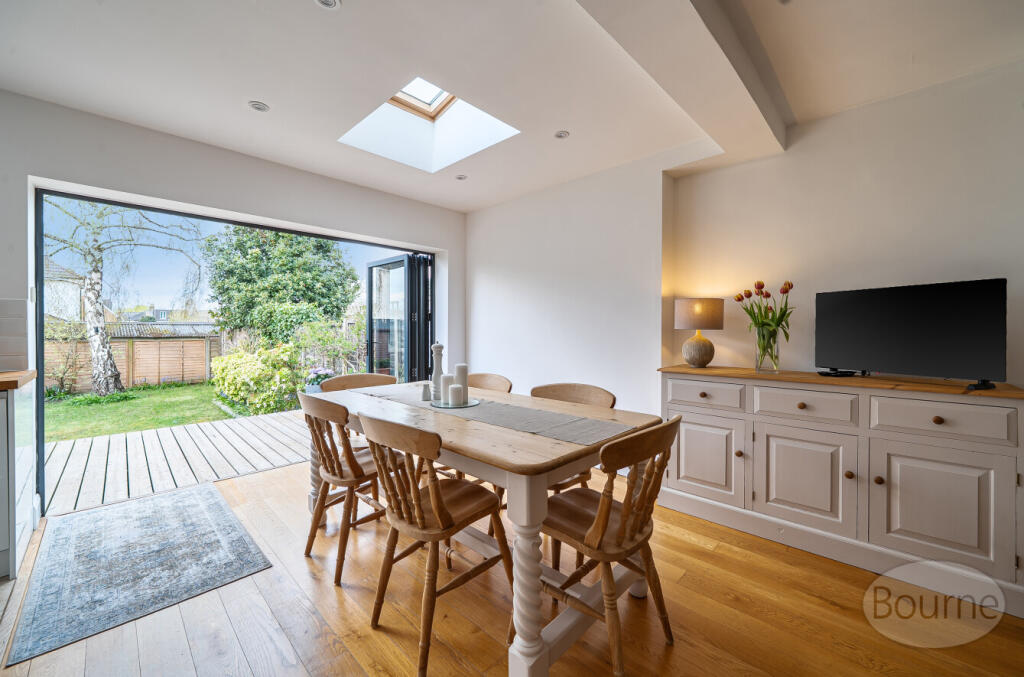 House in Elmbridge, Cobham - View 4