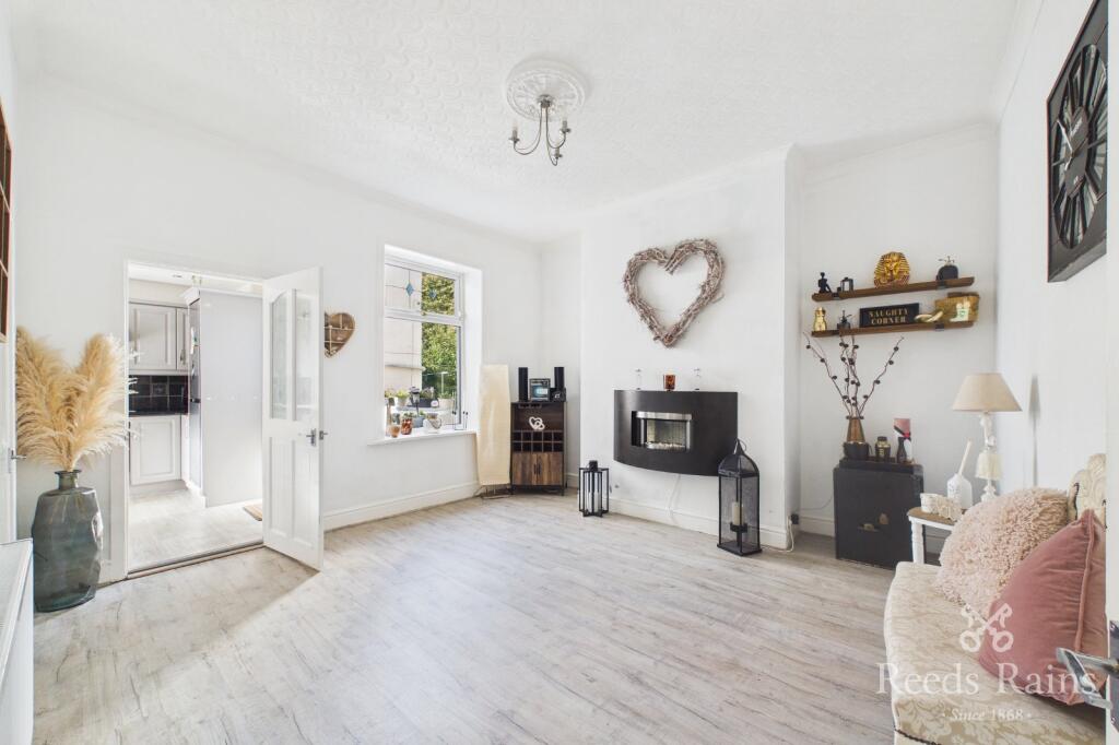 House in Burnley, Rose Grove - View 4