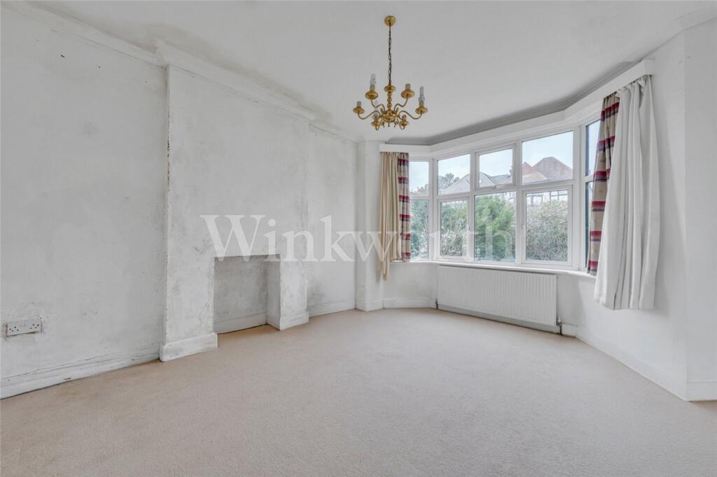 Basing Hill, Golders Green, London, NW11 photo 4