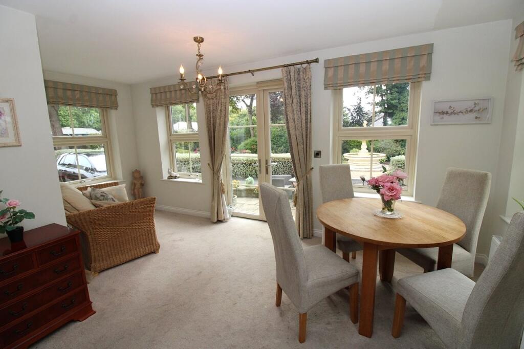 Apartment in Barnsley, South Yorkshire - View 5
