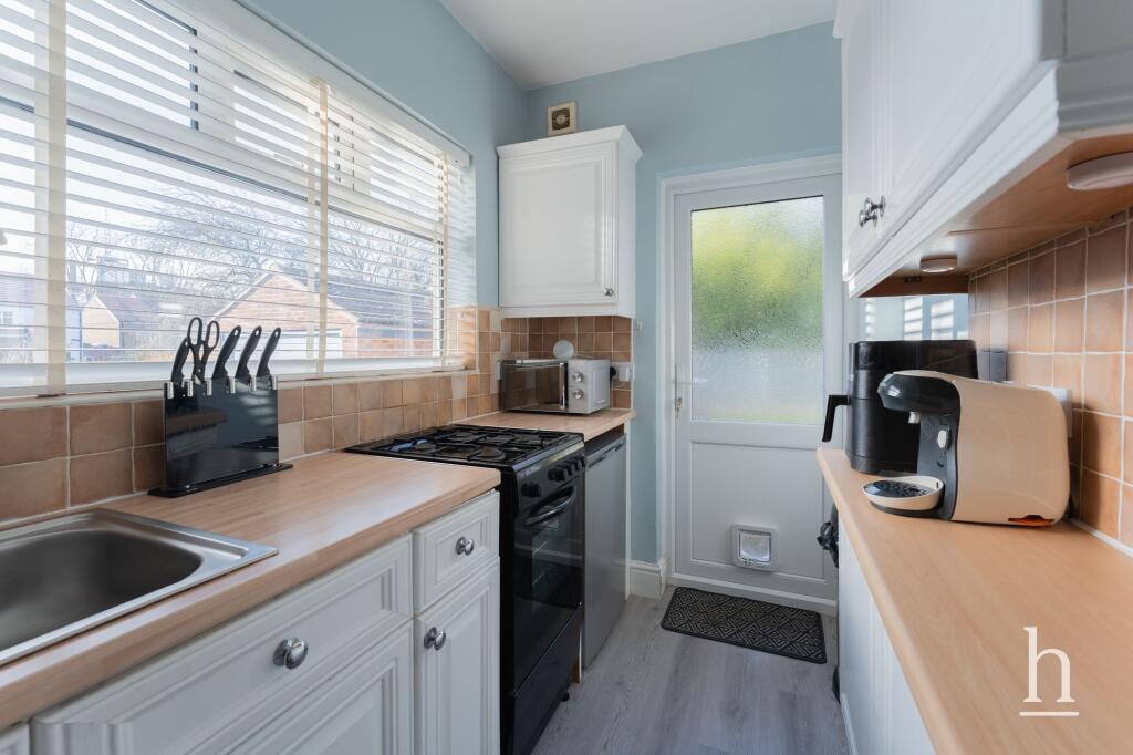Apartment in Wirral, Liverpool City Region - View 3