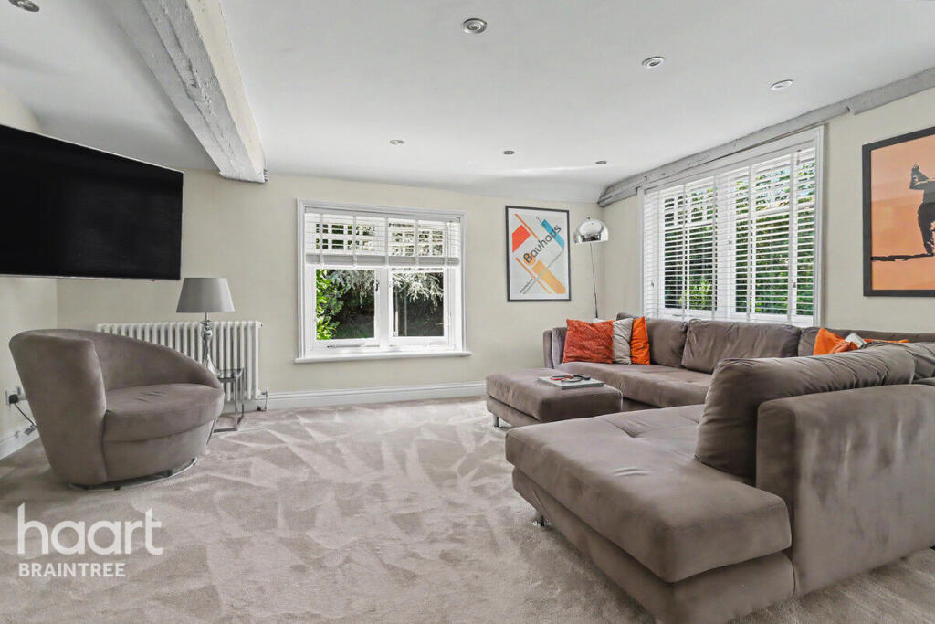 Main image of property: Bradford Street, Braintree