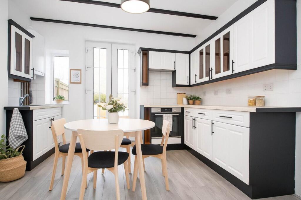 Main image of property: Cambridge Road, Eastbourne, BN22 7BT