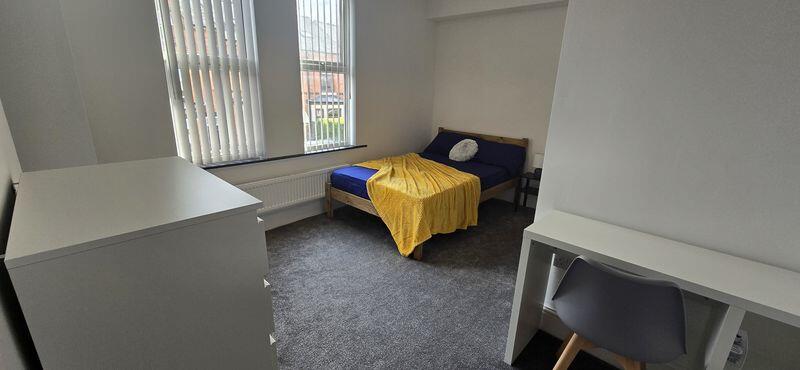 Main image of property: Derbyshire Lane, Nottingham