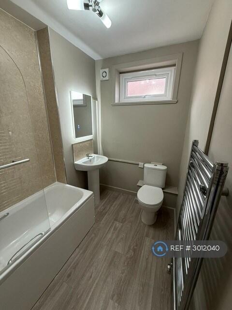 Apartment in Worcester - More
