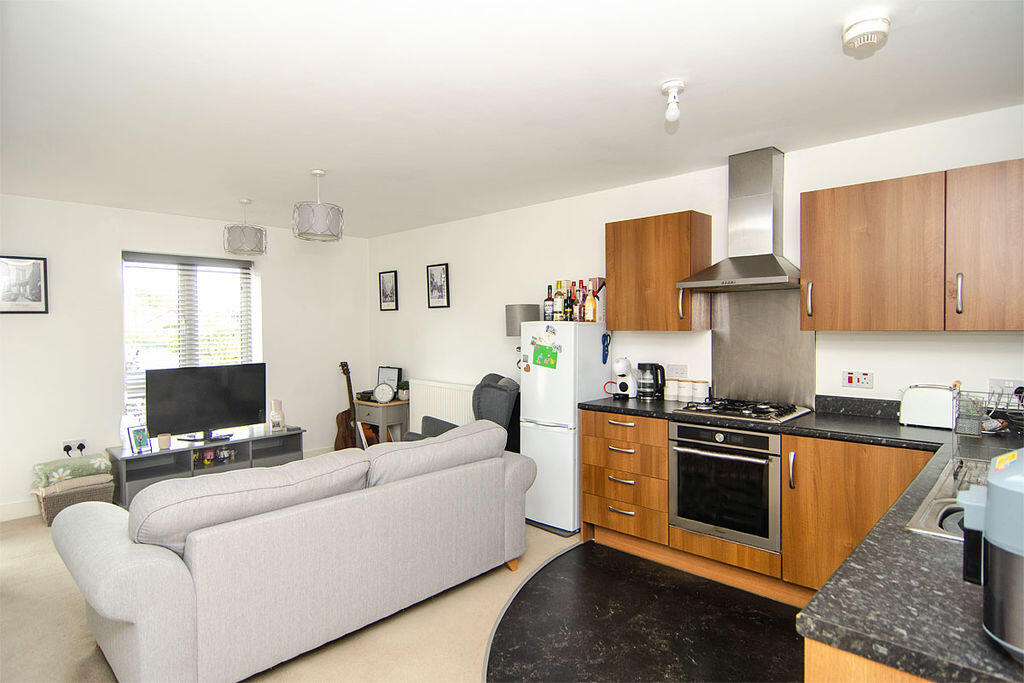 Apartment in Lichfield, Armitage with Handsacre - View 3