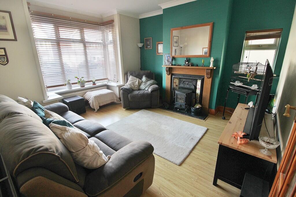 Hillside Avenue, Widley photo 4