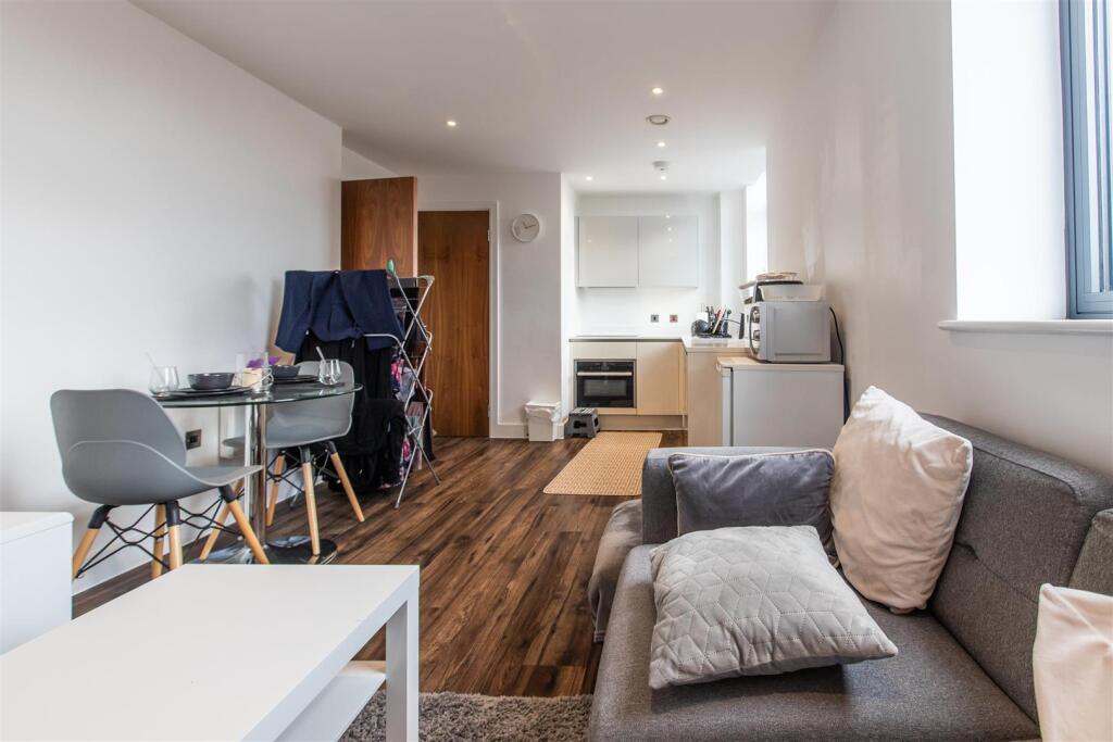 Additional image 19 of High Street, Harborne, Birmingham, B17