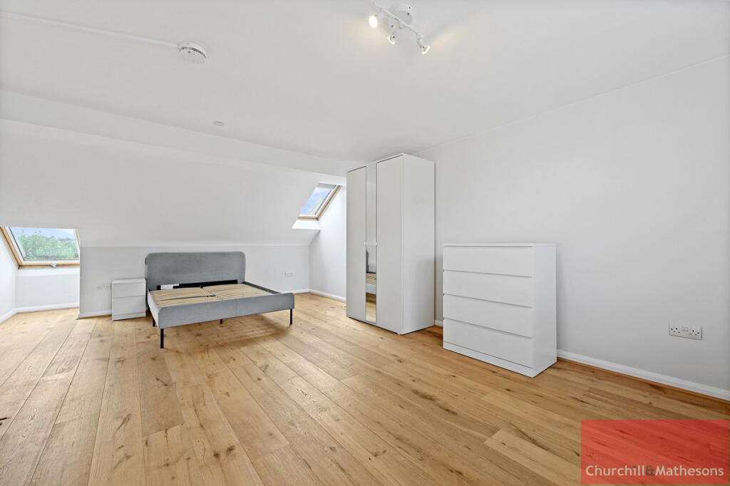 House in London, Dudden Hill, Dollis Hill - View 4