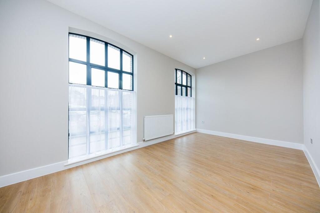 House in Canterbury - View 3