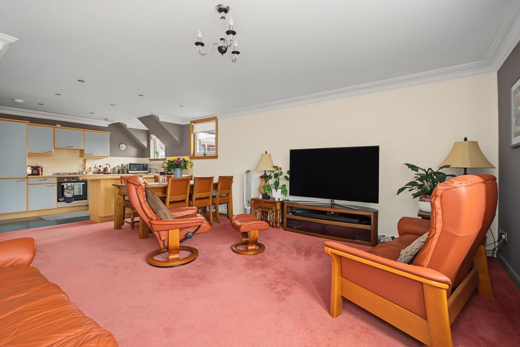 Apartment in Kilmarnock - View 5
