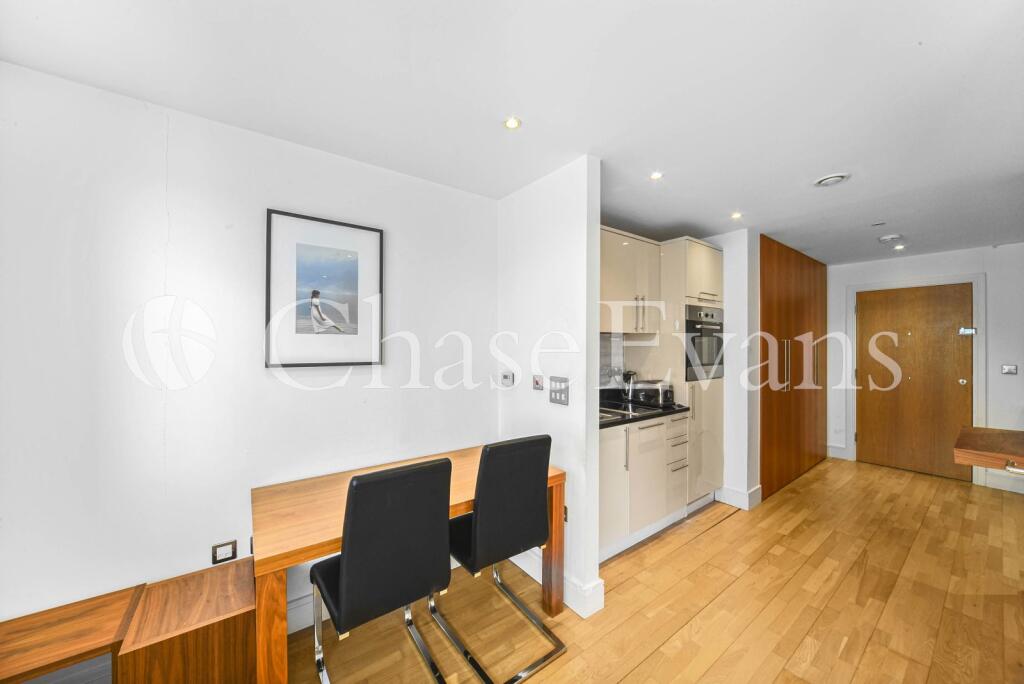 Studio flat for rent