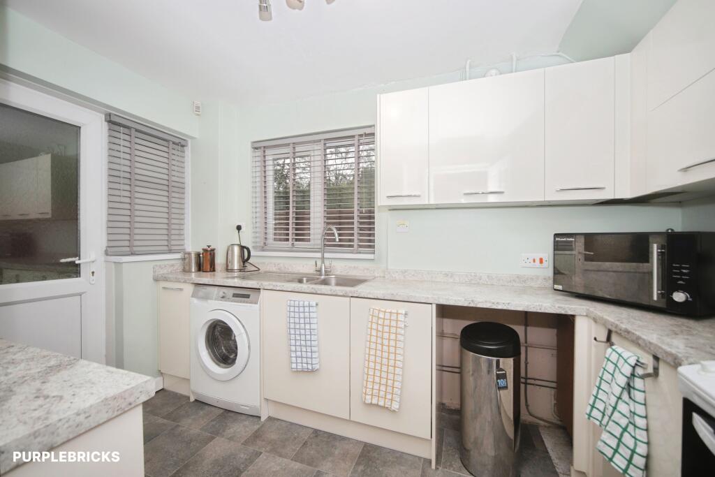 House in Bridgwater, Sydenham, Somerset - View 5