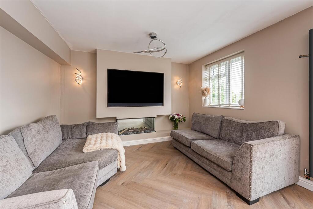 House in Portsmouth - View 5