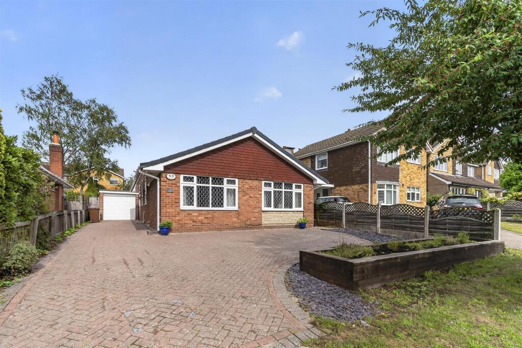 Main image of property: Chatsworth Drive, Mansfield