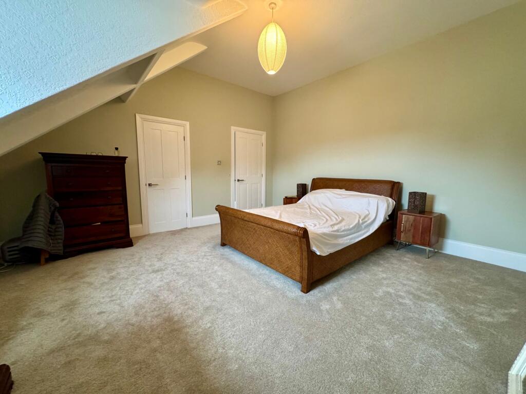 Apartment in Newcastle upon Tyne, Gosforth - View 5