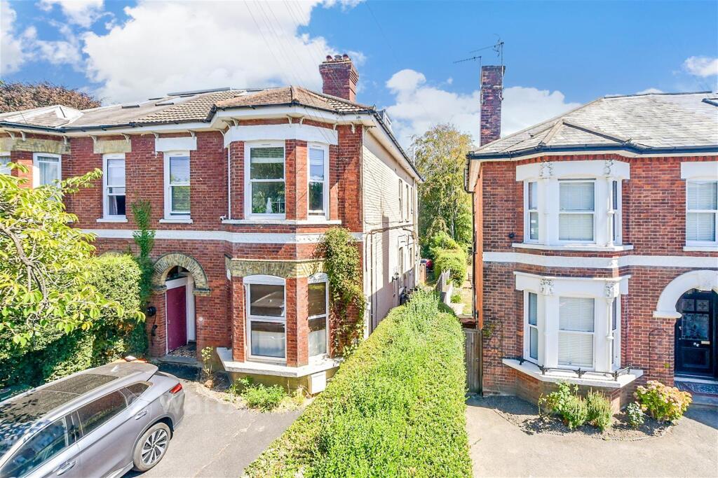 Main image of property: Upper Grosvenor Road, Tunbridge Wells, Kent