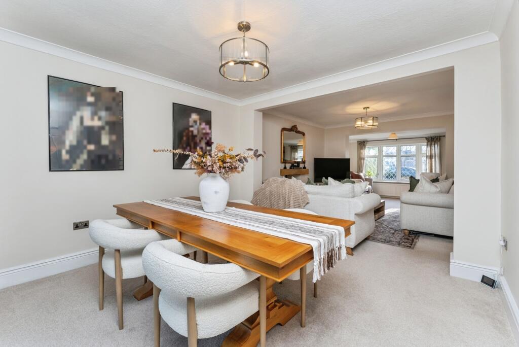 Braemar Close, CHESTER, Cheshire, CH3 photo 3