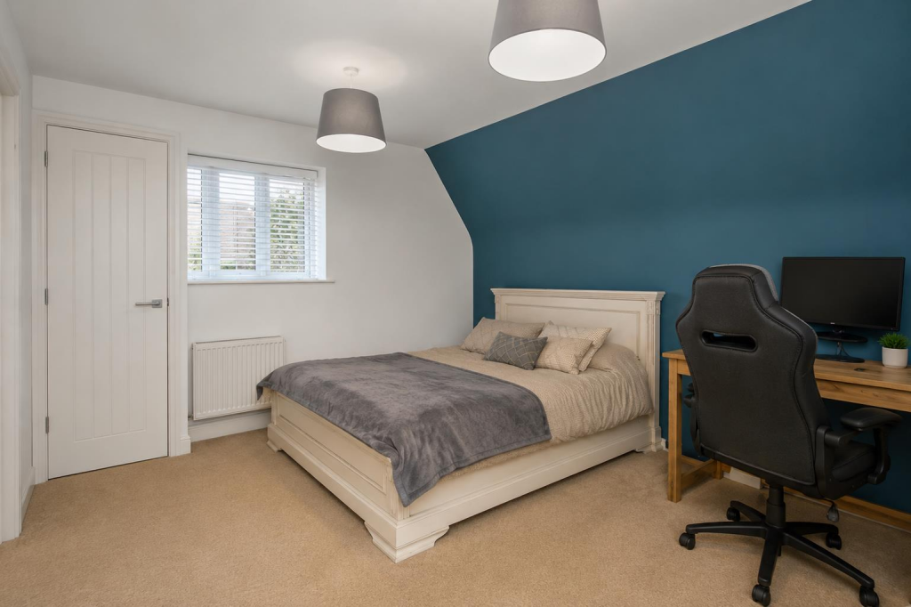 House in Northampton - View 5
