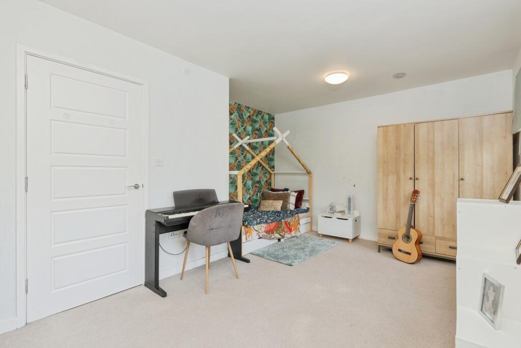 House in Tonbridge - View 4