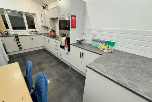 House in Cardiff, Cathays - View 2