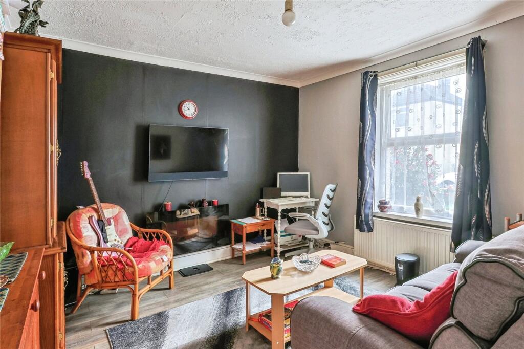 Additional image 7 of Boscombe Grove Road, Bournemouth, Dorset, BH1