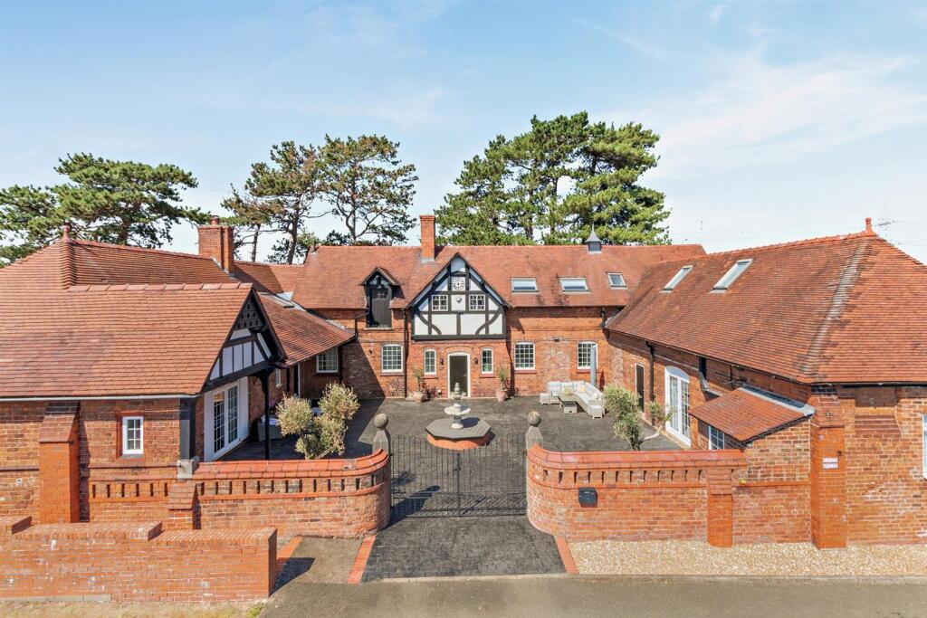 House in Flint, Kelsterton, Connah's Quay