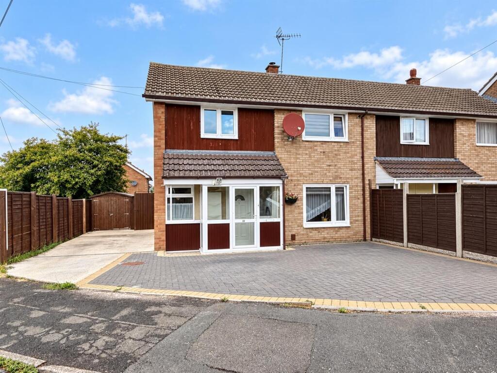 3-bed semi-detached on Merestone Road, Hereford, £245,000