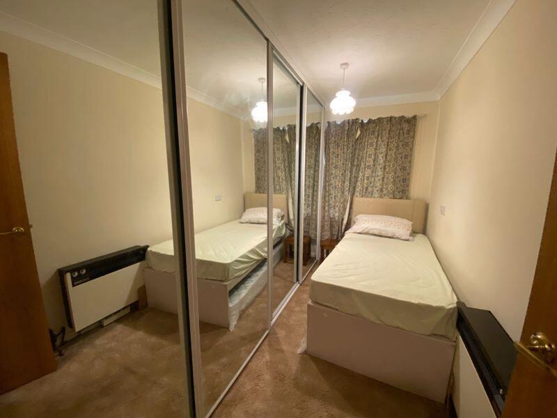 Aspley Court, Warwick Avenue, Bedford photo 5